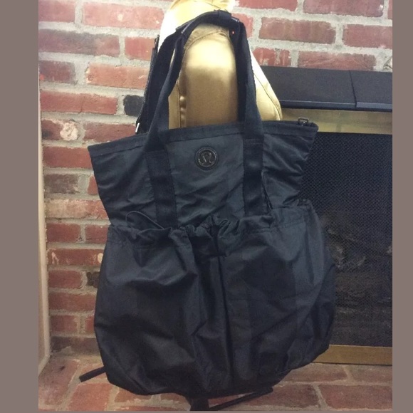 lululemon athletica Handbags - Lululemon Yoga Tote Carry All Gym Bag w Strap